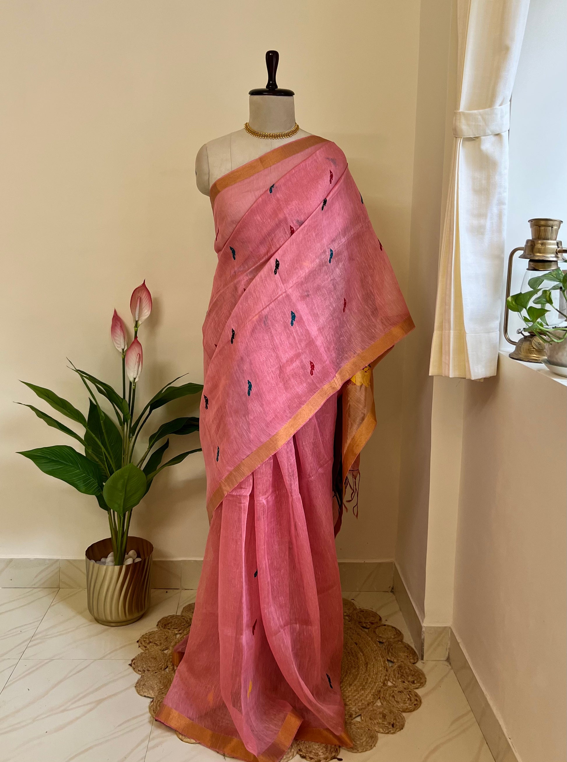 Baby pink handloom linen silk saree with Paithani-style pallu