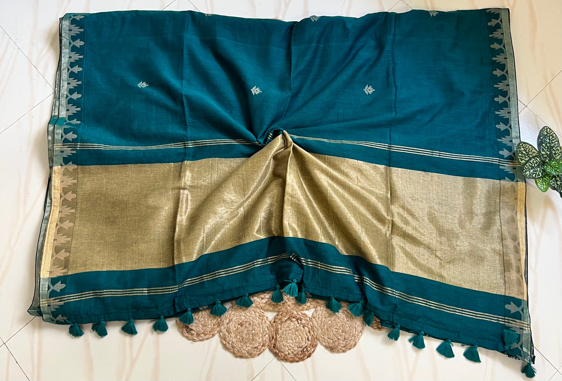 Deep teal jamdani saree zari pallu with stripes and tassels